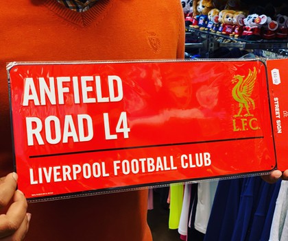 liverpool football team street sign